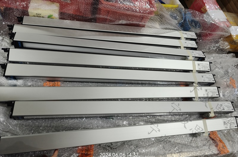 德國(guó)EMG線(xiàn)性光源發(fā)射器LLS 1075/01